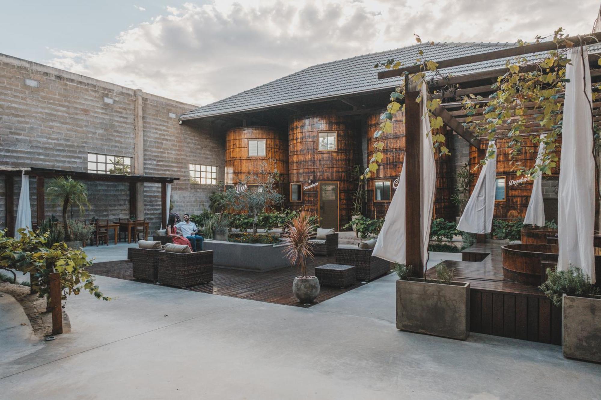 Villa Vinicolla Hospedagem Conceito Bento Gonçalves Exteriör bild