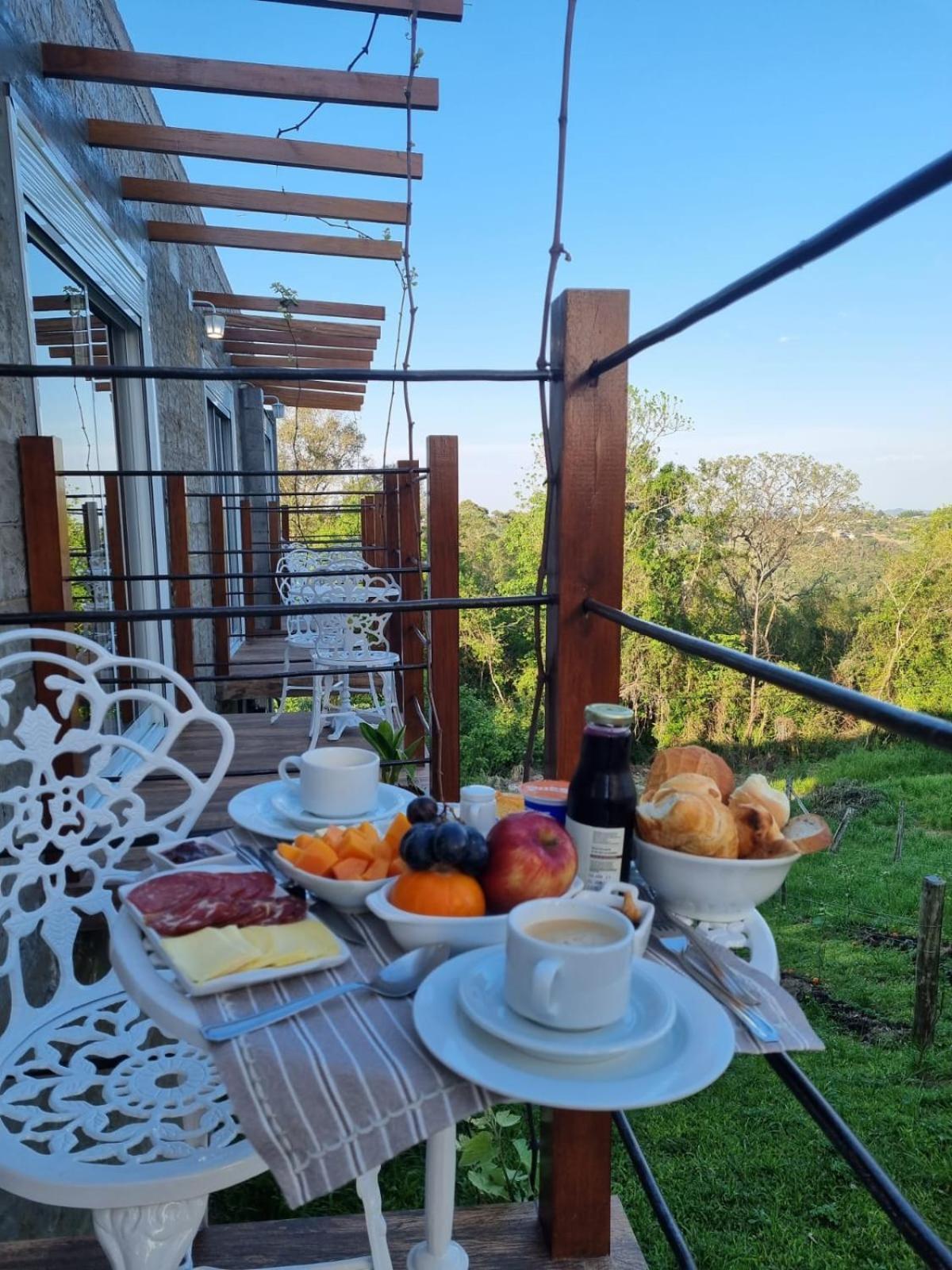 Villa Vinicolla Hospedagem Conceito Bento Gonçalves Exteriör bild
